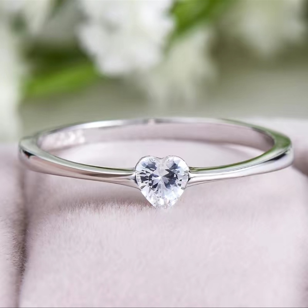 NWT 💍🤍 .925 STERLING SILVER ZIRCON HEART STONE ENGAGEMENT PROMISE RING Size 7 - Picture 6 of 10